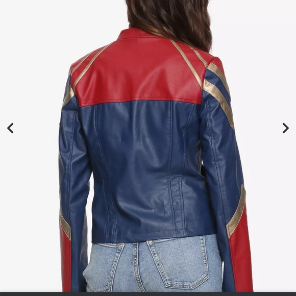 MARVEL CAPTAIN MARVEL BY HWR UNIVERSE faux leather - Picture 2 of 11